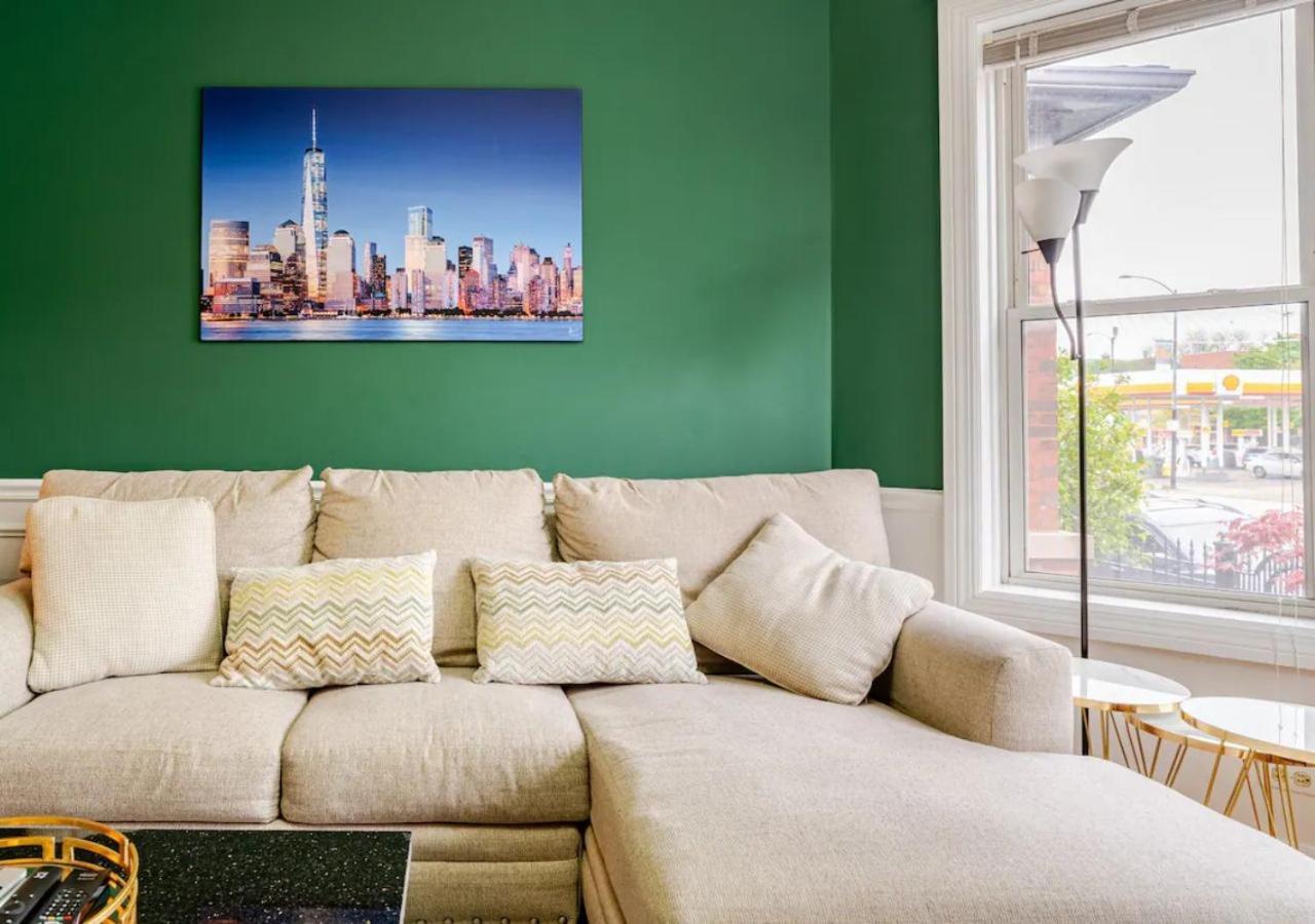 2 Bed Apt W/ Office, Free Parking, Near Wrigley Чикаго Екстериор снимка